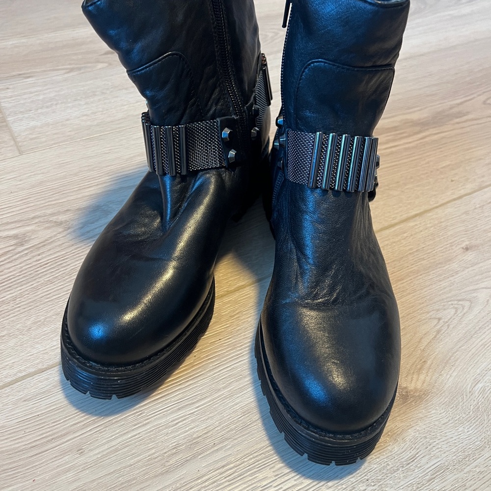 Kurt Geiger NEVER WORN Black Leather Moto boots - Picture 6 of 10